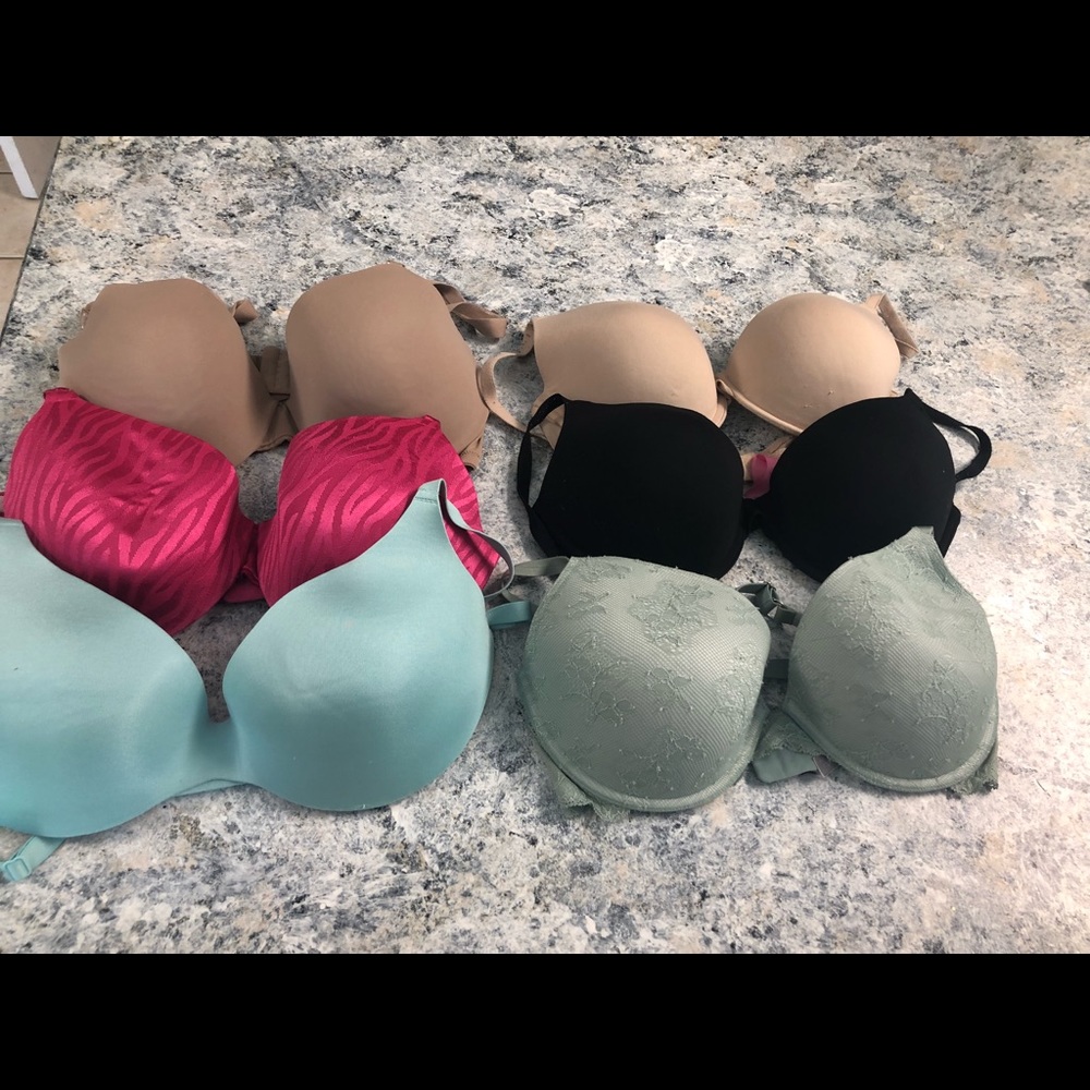 Bras 36D - Victoria’s Secret & Warner’s